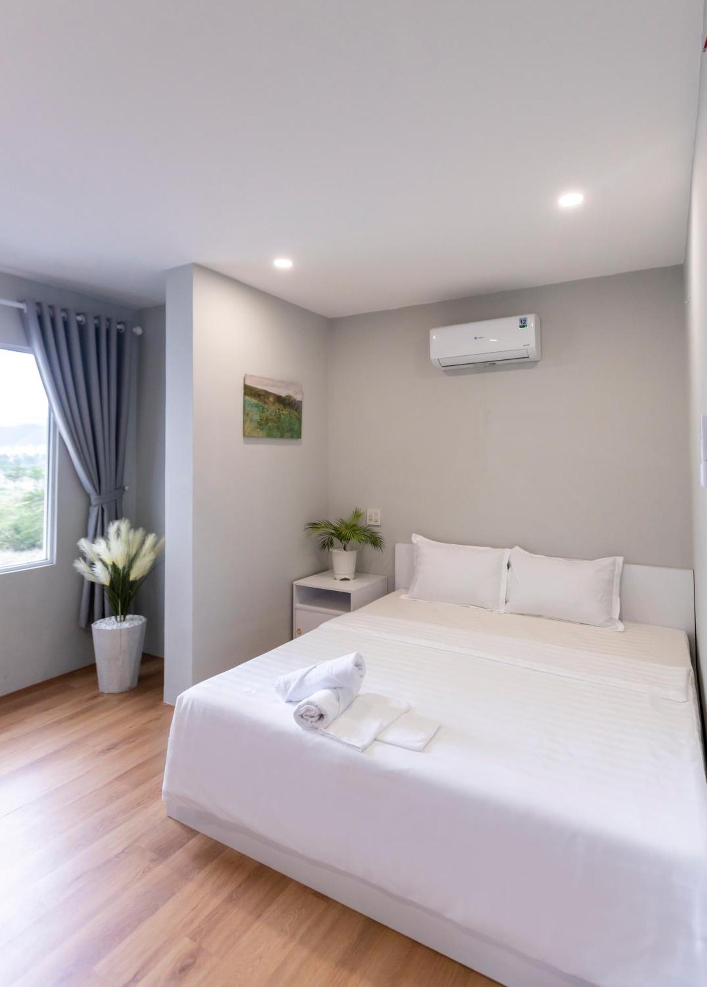 Cosmos Hotel Nha Trang By Ht Екстериор снимка