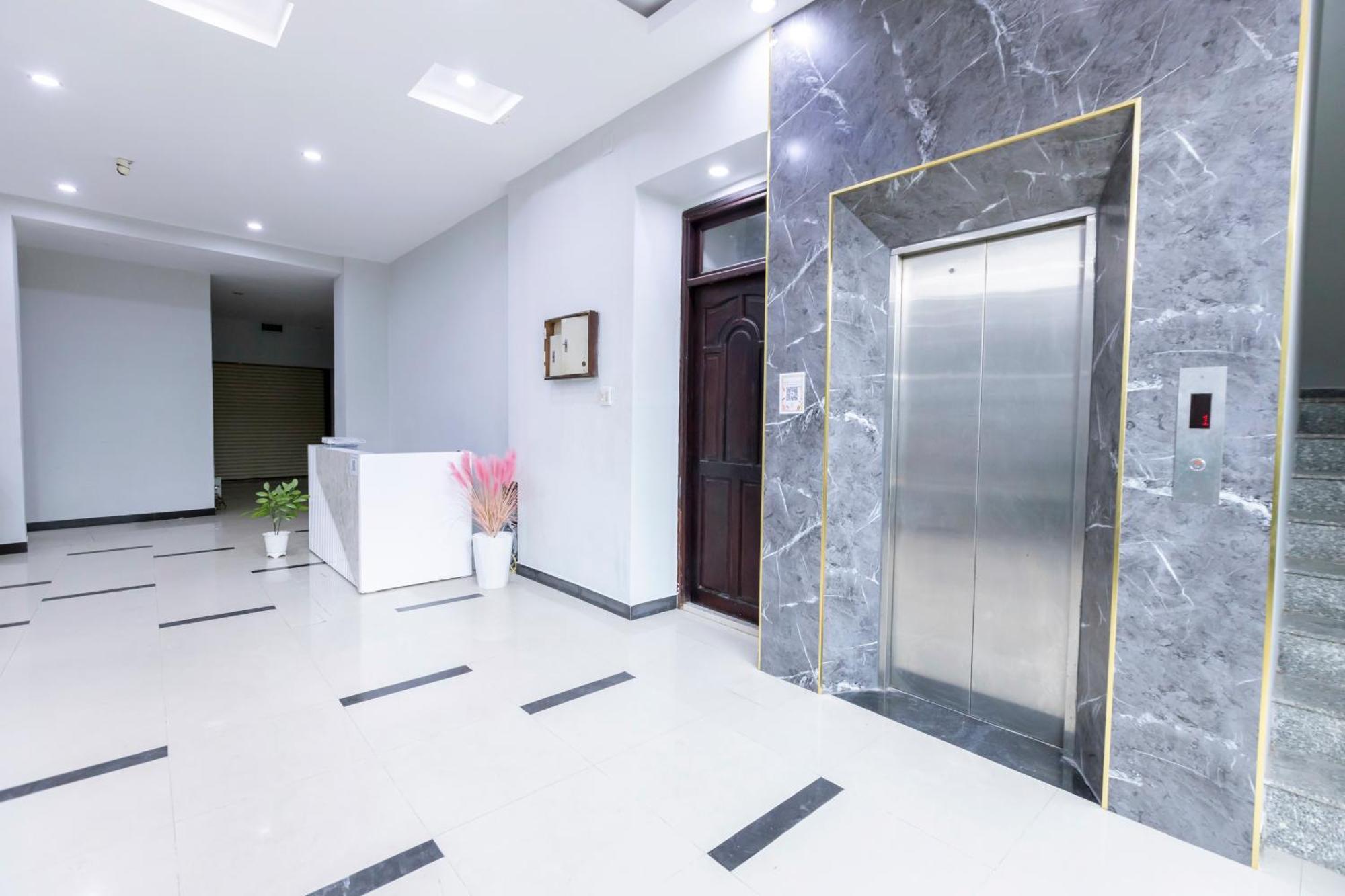 Cosmos Hotel Nha Trang By Ht Екстериор снимка