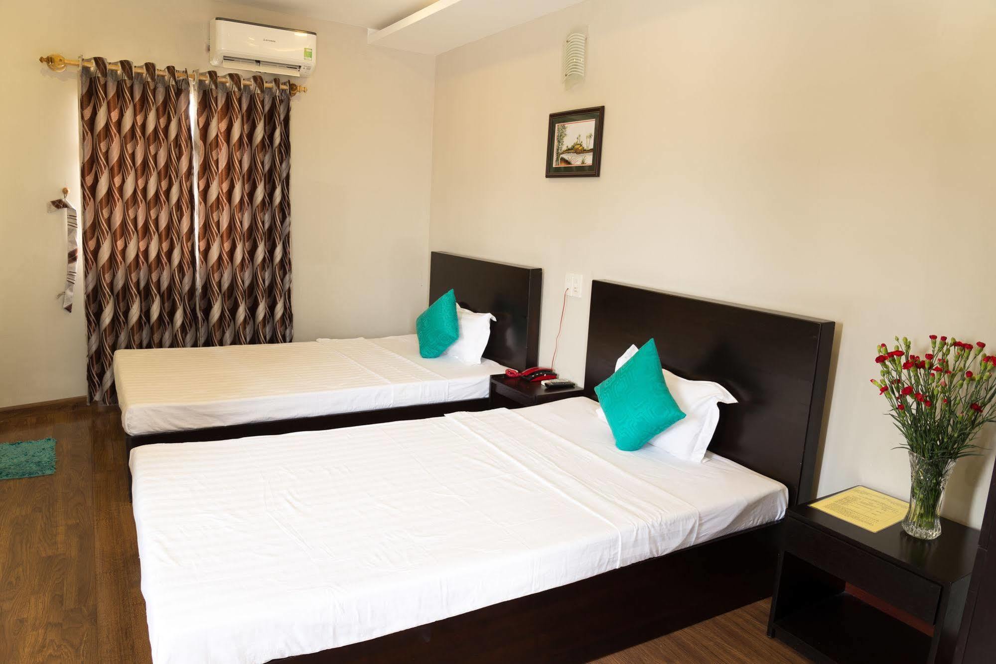 Cosmos Hotel Nha Trang By Ht Екстериор снимка