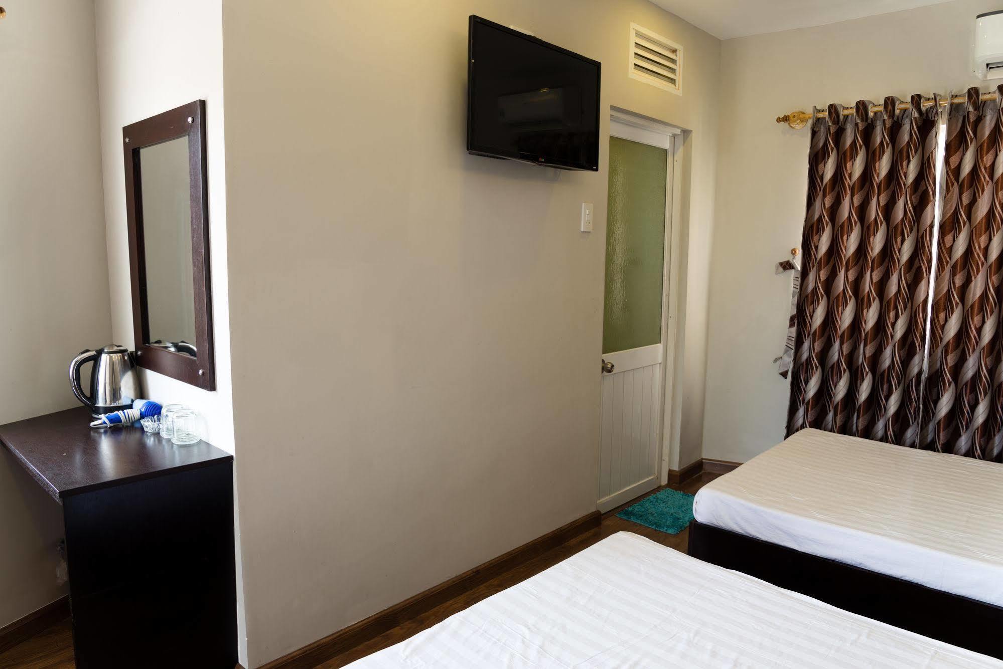 Cosmos Hotel Nha Trang By Ht Екстериор снимка